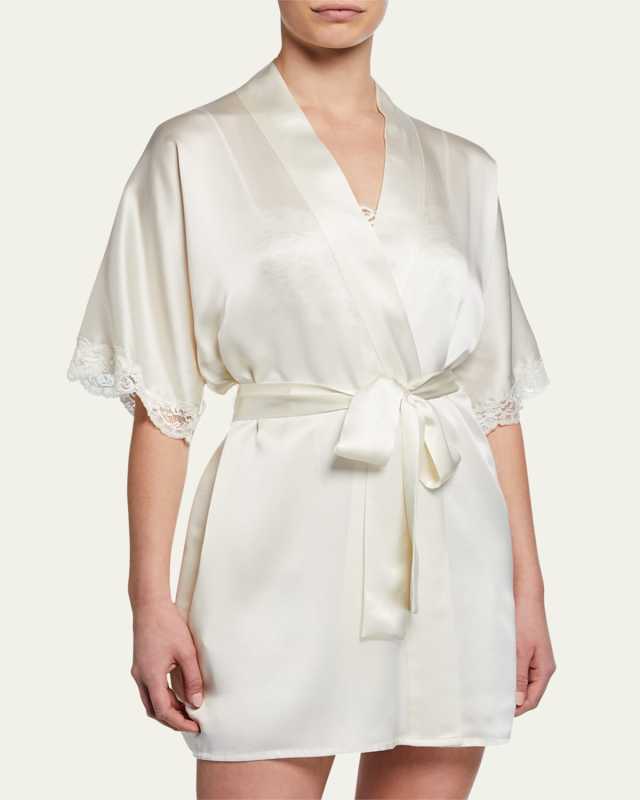 Bijoux Short Silk Rob